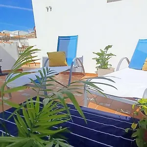 Appartement Tipica Casa En Con Patio Y Terraza